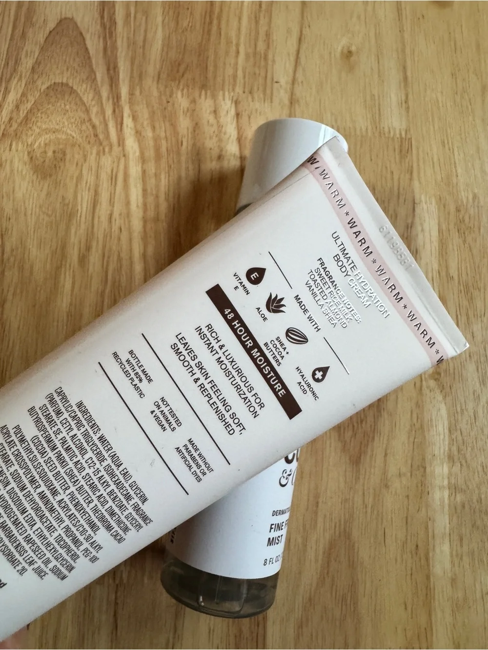 Bath & Body Works Cozy & Creamy Body Cream - White, Blush